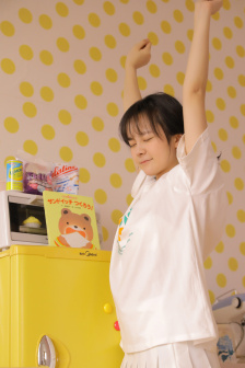 火烈女囚